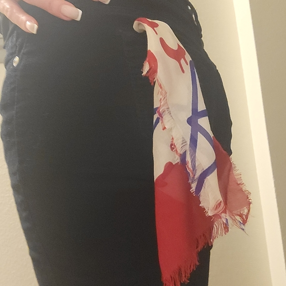 Gucci  Scarf  Keychain handmade from Gucci - Picture 9 of 15